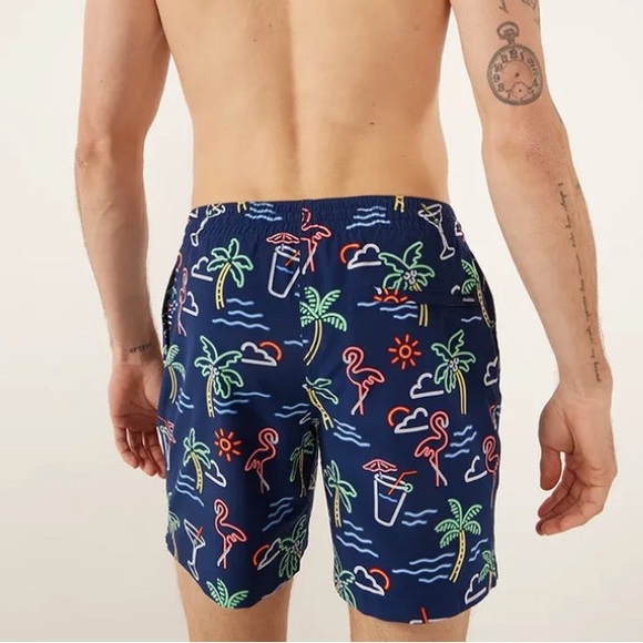 Chubbies Navy Blue Neon Tropical Men's Swim Trunks with Drawstring 5.5” inseam - Picture 2 of 13